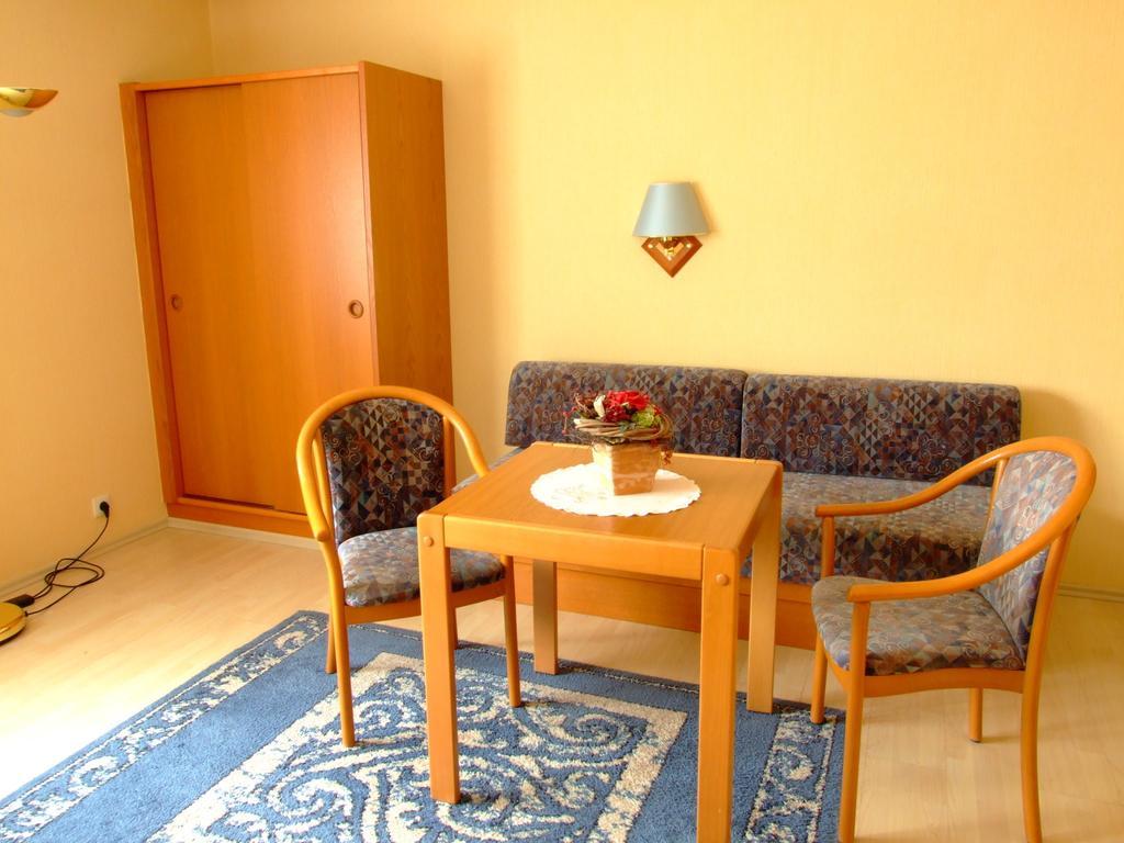 Hotel am Birkenweg Erlangen Kamer foto